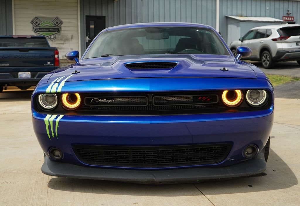 Used 2022 Dodge Challenger R/T Scat Pack RWD image 17