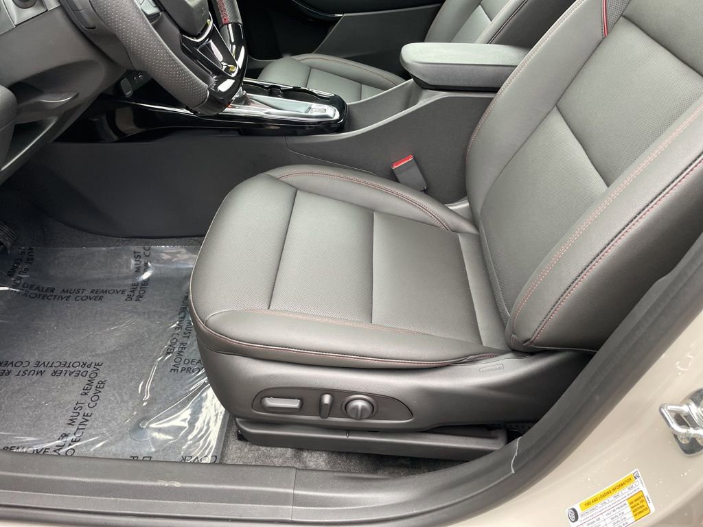New 2026 Chevrolet Trax RS w/ Driver Confidence Package FWD image 8