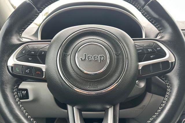 Used 2017 Jeep Compass Latitude FWD image 23
