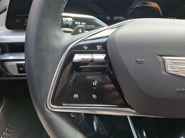 Used 2024 Cadillac Lyriq Luxury w/ LPO, Floor Liner Package AWD/4WD image 22