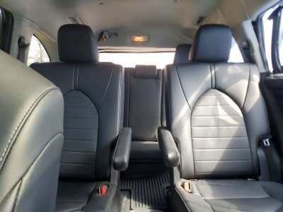 Used 2024 Toyota Highlander XLE AWD/4WD image 6