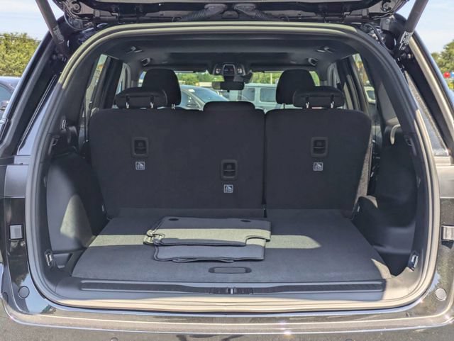 New 2026 Jeep Grand Cherokee Laredo X RWD image 13