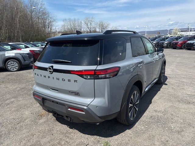 New 2026 Nissan Pathfinder Platinum w/ Cargo Package AWD/4WD image 5