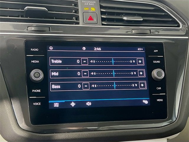 Used 2022 Volkswagen Tiguan SE image 20