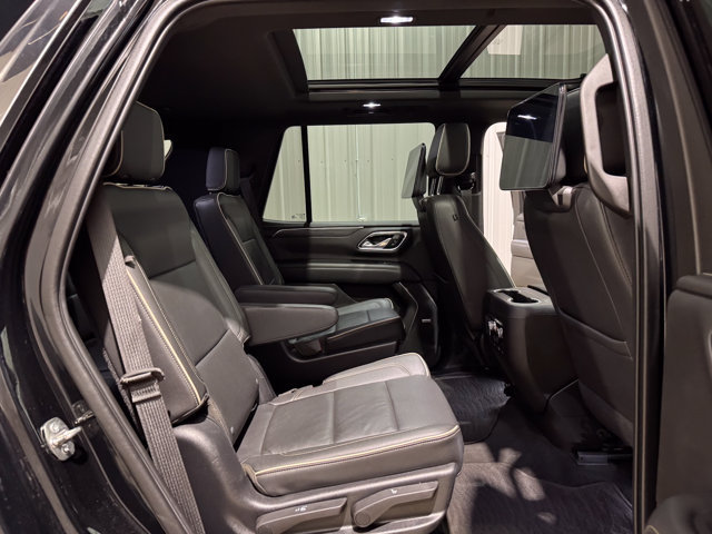 Used 2021 GMC Yukon SLT w/ SLT Premium Package AWD/4WD image 29