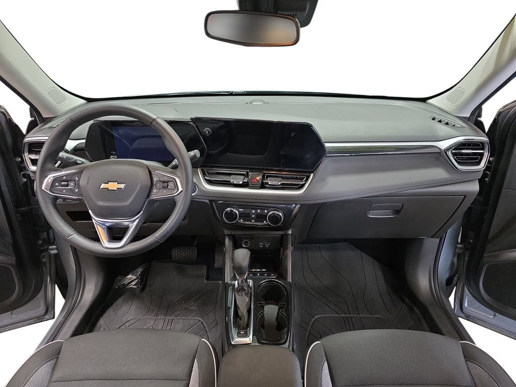 Used 2024 Chevrolet TrailBlazer LT w/ Convenience Package AWD/4WD image 9