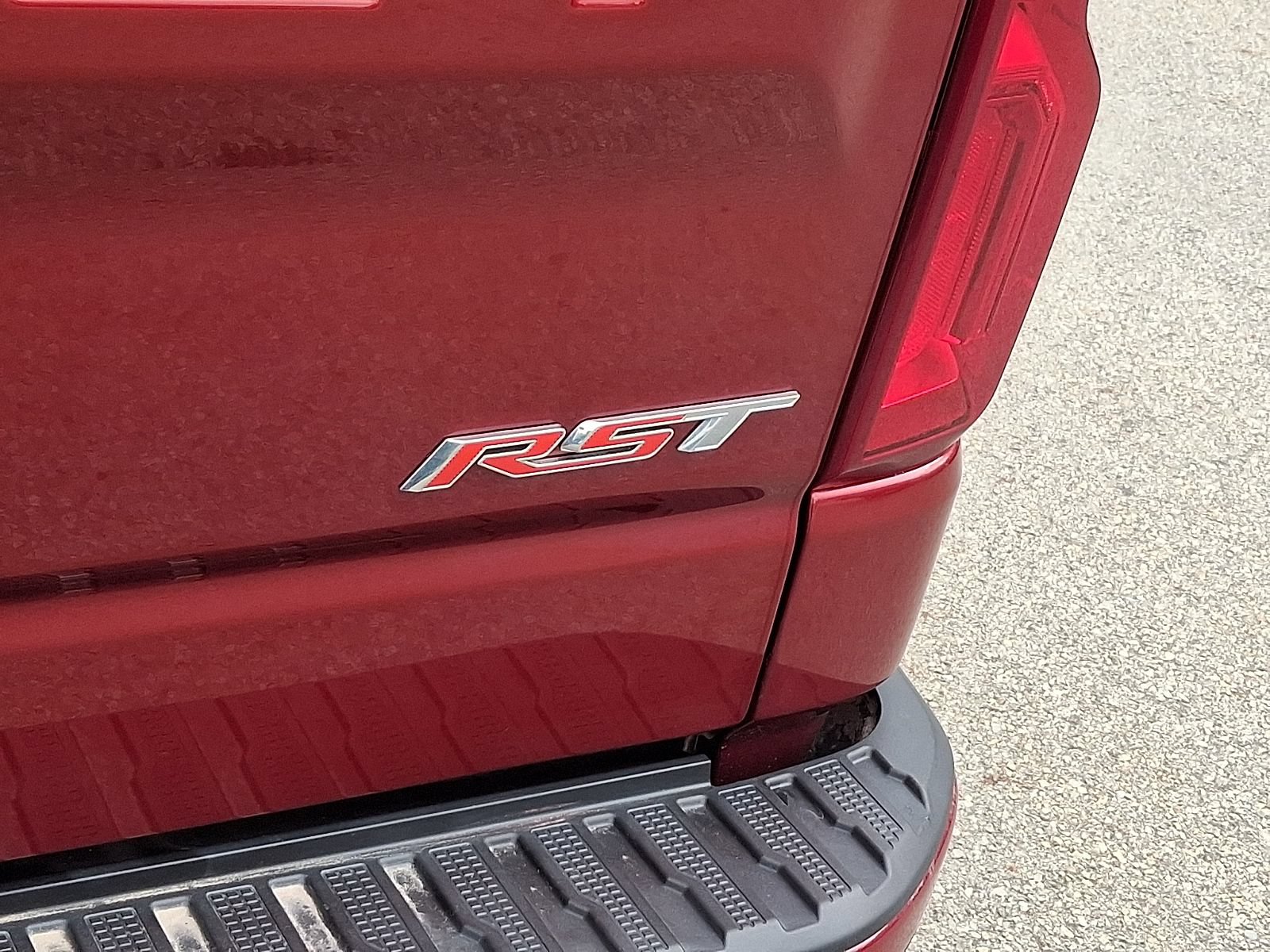 Certified 2021 Chevrolet Silverado 1500 RST AWD/4WD image 30