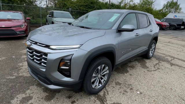 New 2027 Chevrolet Equinox LT w/ Convenience Package II AWD/4WD image 6