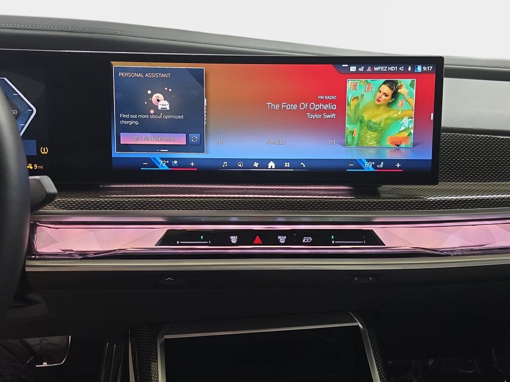 Certified 2023 BMW i7 xDrive60 AWD/4WD image 23