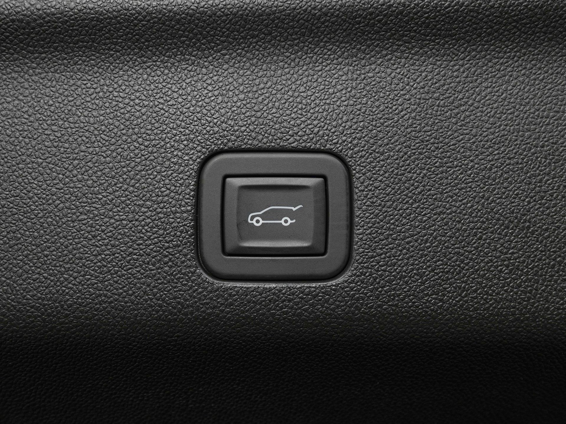 Used 2026 GMC Yukon AT4 image 15