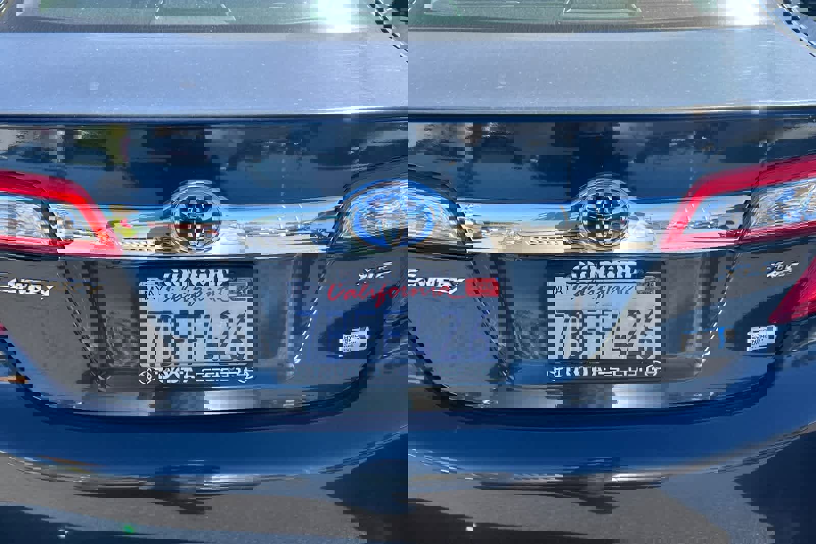 Used 2013 Toyota Camry XLE w/ Leather Pkg image 14