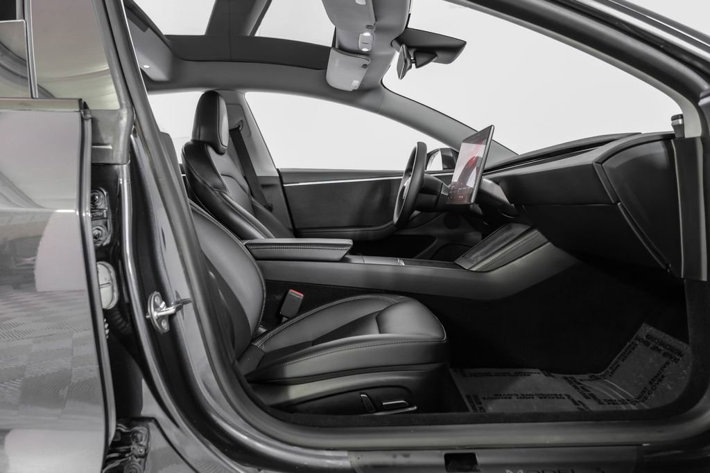 Used 2025 Tesla Model 3 Long Range image 36