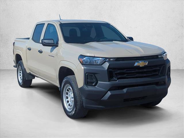 Used 2024 Chevrolet Colorado W/T image 3