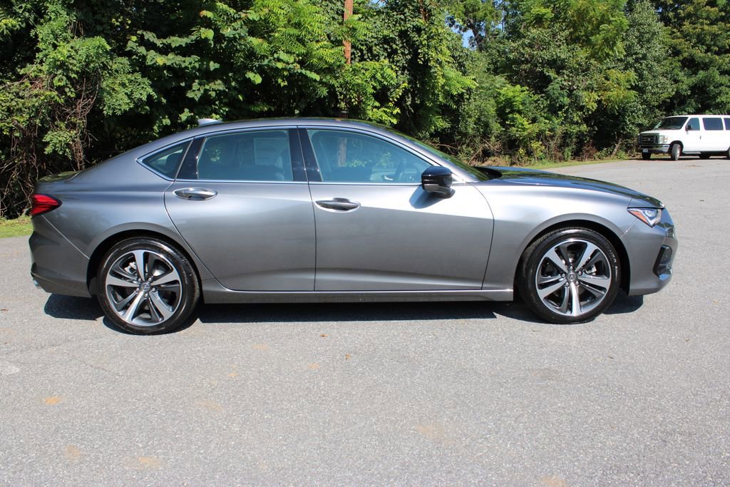 New 2025 Acura TLX w/ Technology Package image 9