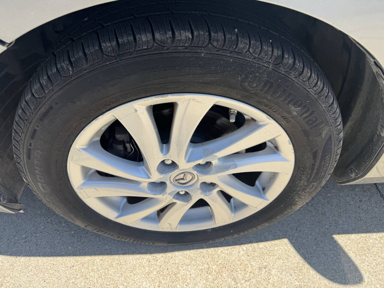 Used 2012 MAZDA MAZDA3 i Touring FWD image 20
