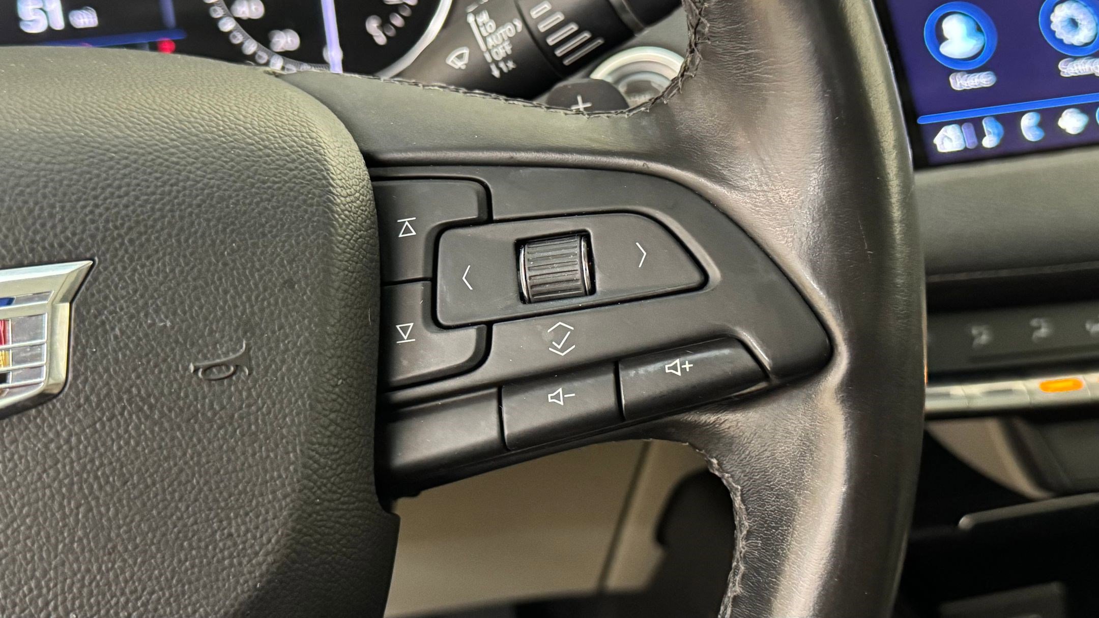 Used 2019 Cadillac XT4 Premium Luxury w/ Driver Assist Package image 30