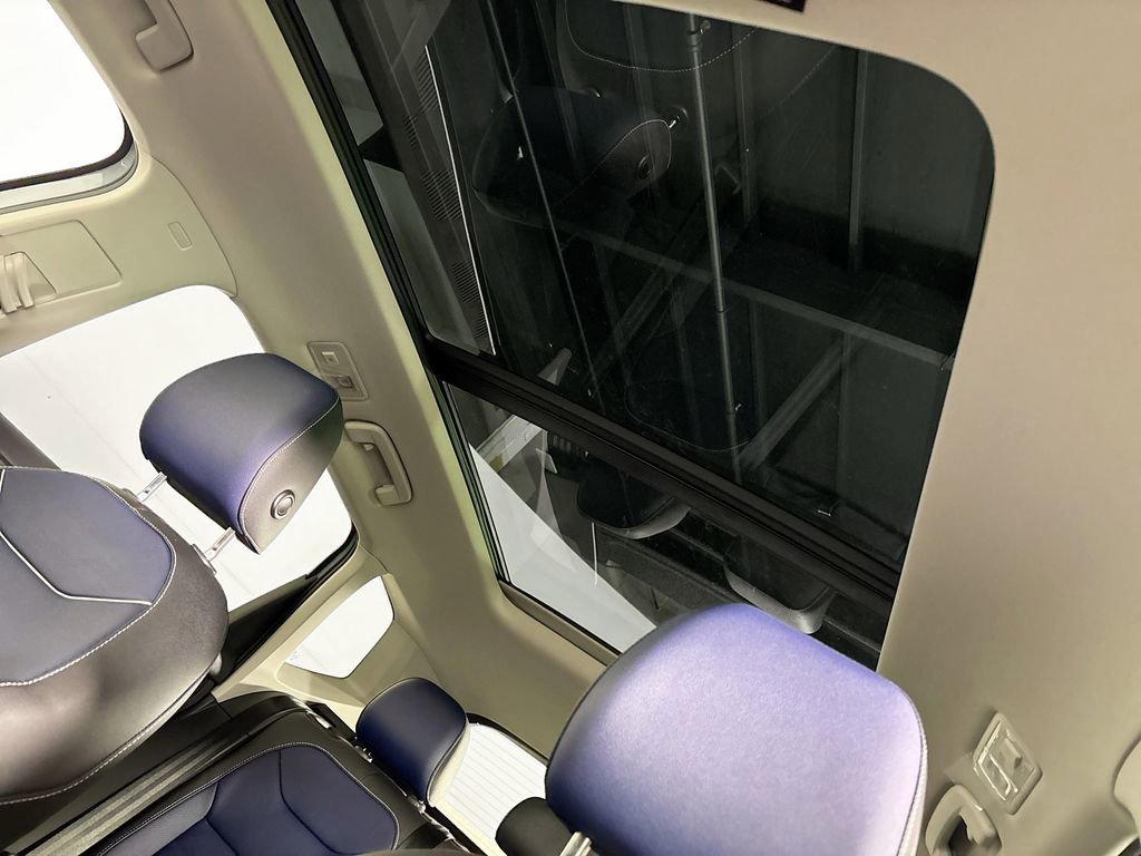 New 2026 Volkswagen Taos SEL AWD/4WD image 19