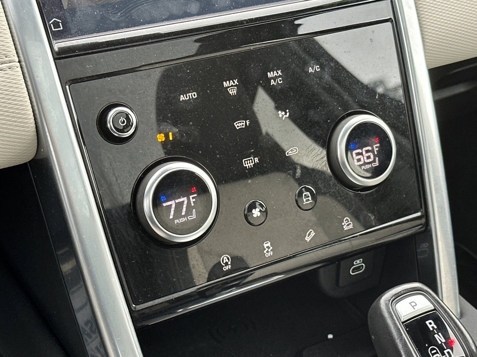 Used 2022 Land Rover Discovery Sport S R-Dynamic image 21