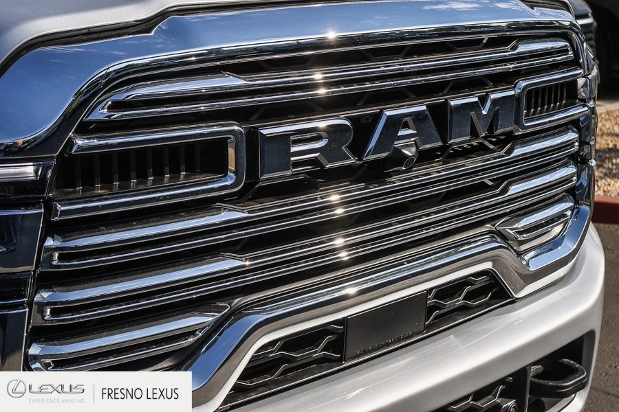 Used 2026 RAM 2500 Laramie AWD/4WD image 11