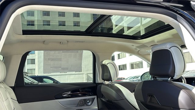 New 2026 Lincoln Nautilus Black Label image 5
