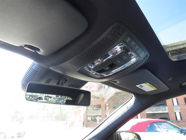 Used 2025 Mercedes-Benz GLA 250 4MATIC image 17