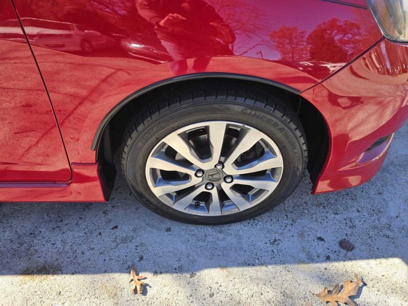 Used 2013 Honda Fit Sport image 12