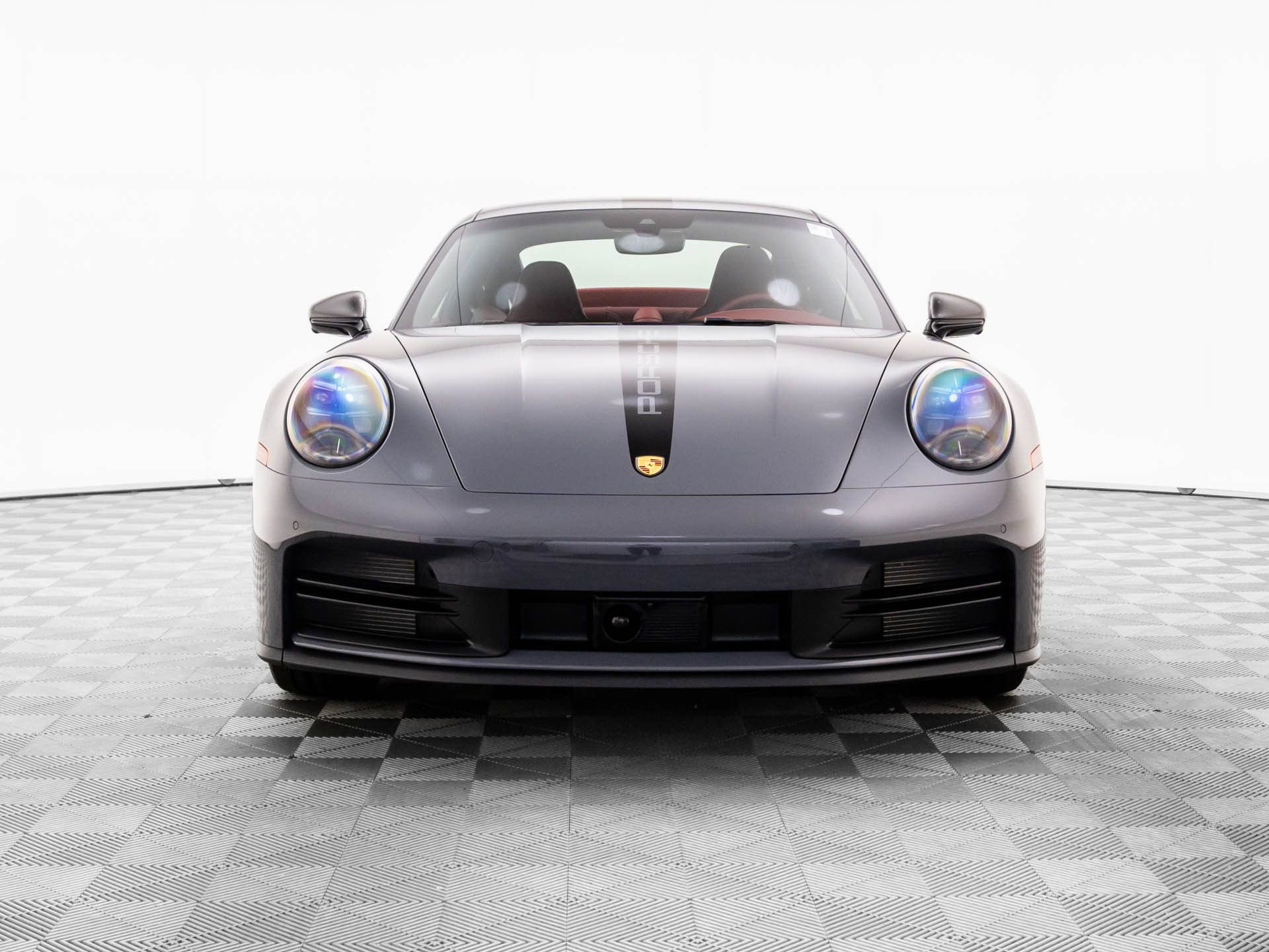 Certified 2025 Porsche 911 Carrera image 9
