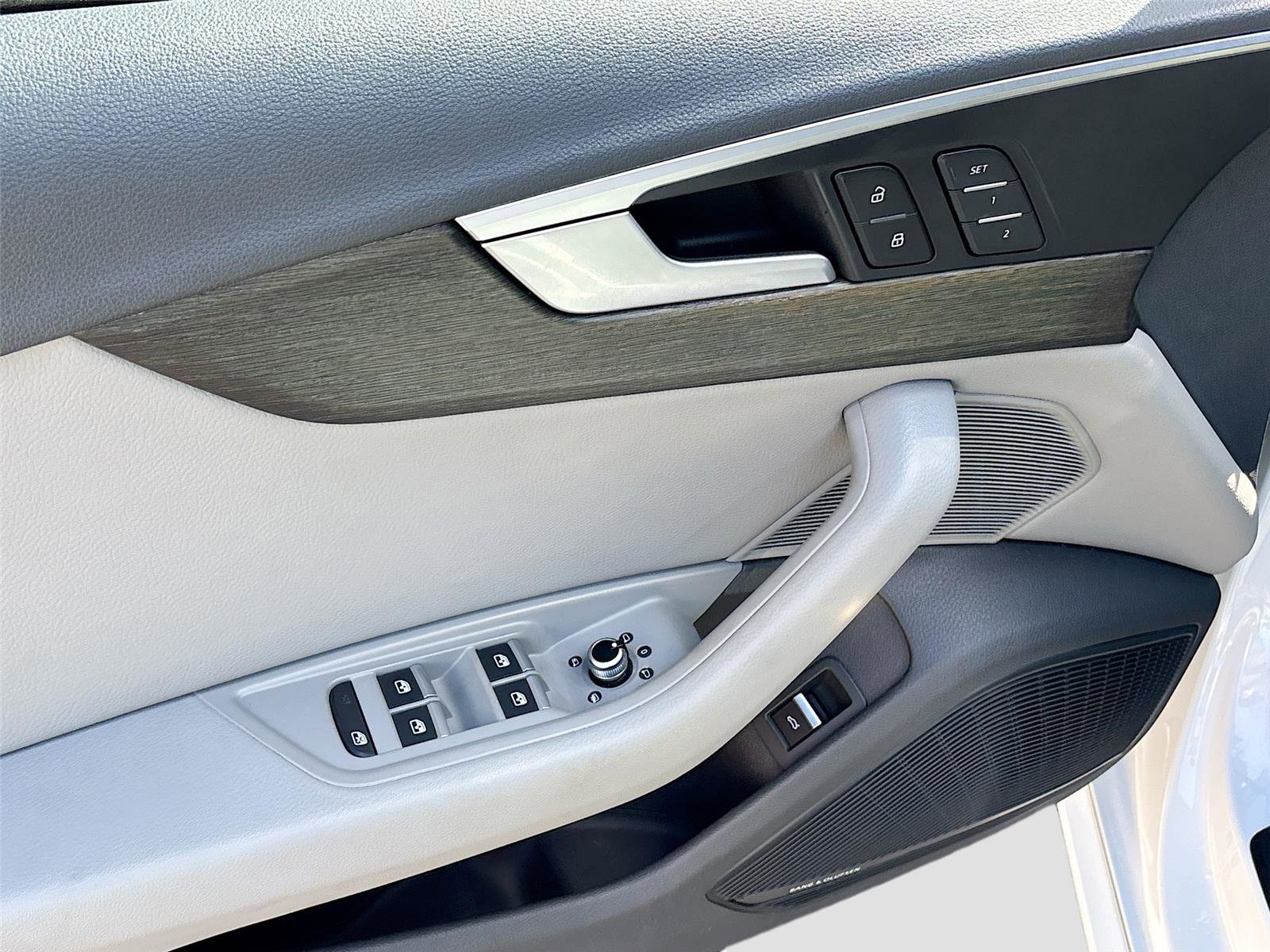 Used 2018 Audi A4 2.0T Ultra Premium Plus w/ Premium Plus Package image 19