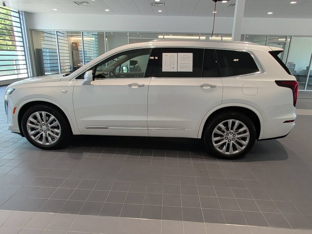 Certified 2022 Cadillac XT6 Premium Luxury w/ Platinum Package AWD/4WD image 6