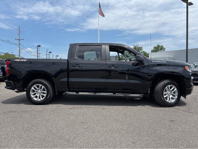 Used 2023 Chevrolet Silverado 1500 RST w/ Protection Package AWD/4WD image 5
