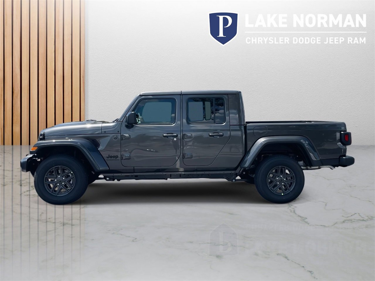 New 2025 Jeep Gladiator Sport image 6