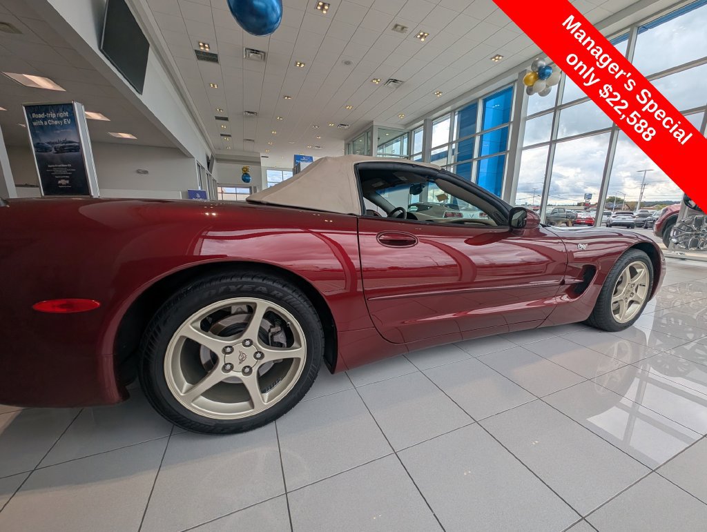 Used 2003 Chevrolet Corvette Convertible w/ Preferred Equipment Group1 RWD image 8