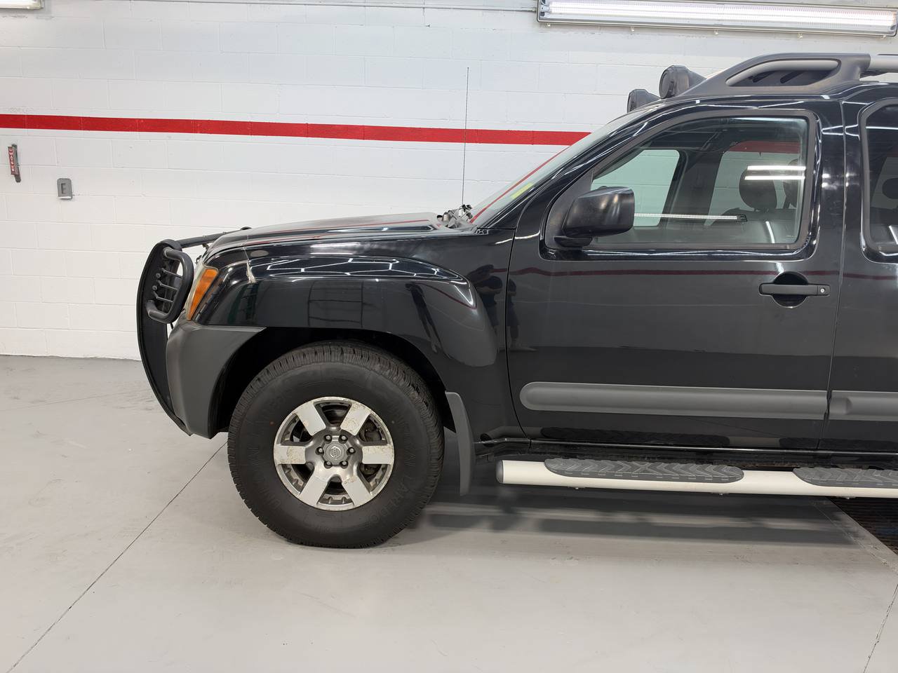 Used 2011 Nissan Xterra PRO-4X AWD/4WD image 3