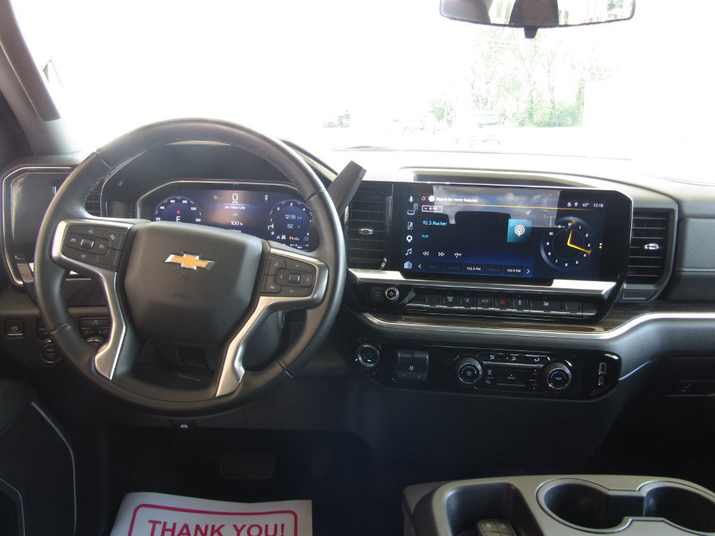 Used 2026 Chevrolet Silverado 2500 LT AWD/4WD image 5