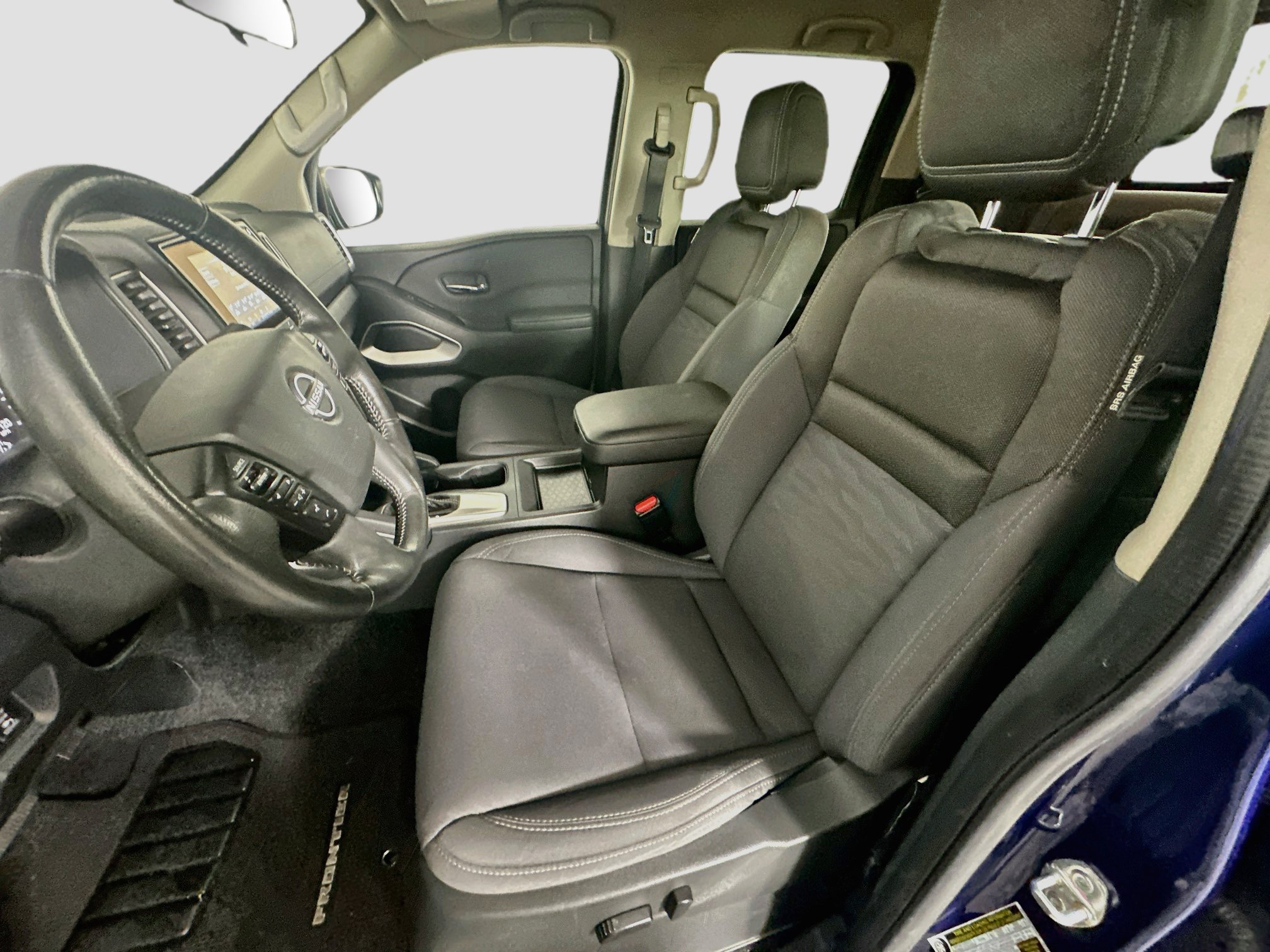 Used 2023 Nissan Frontier SV w/ Technology Package AWD/4WD image 13