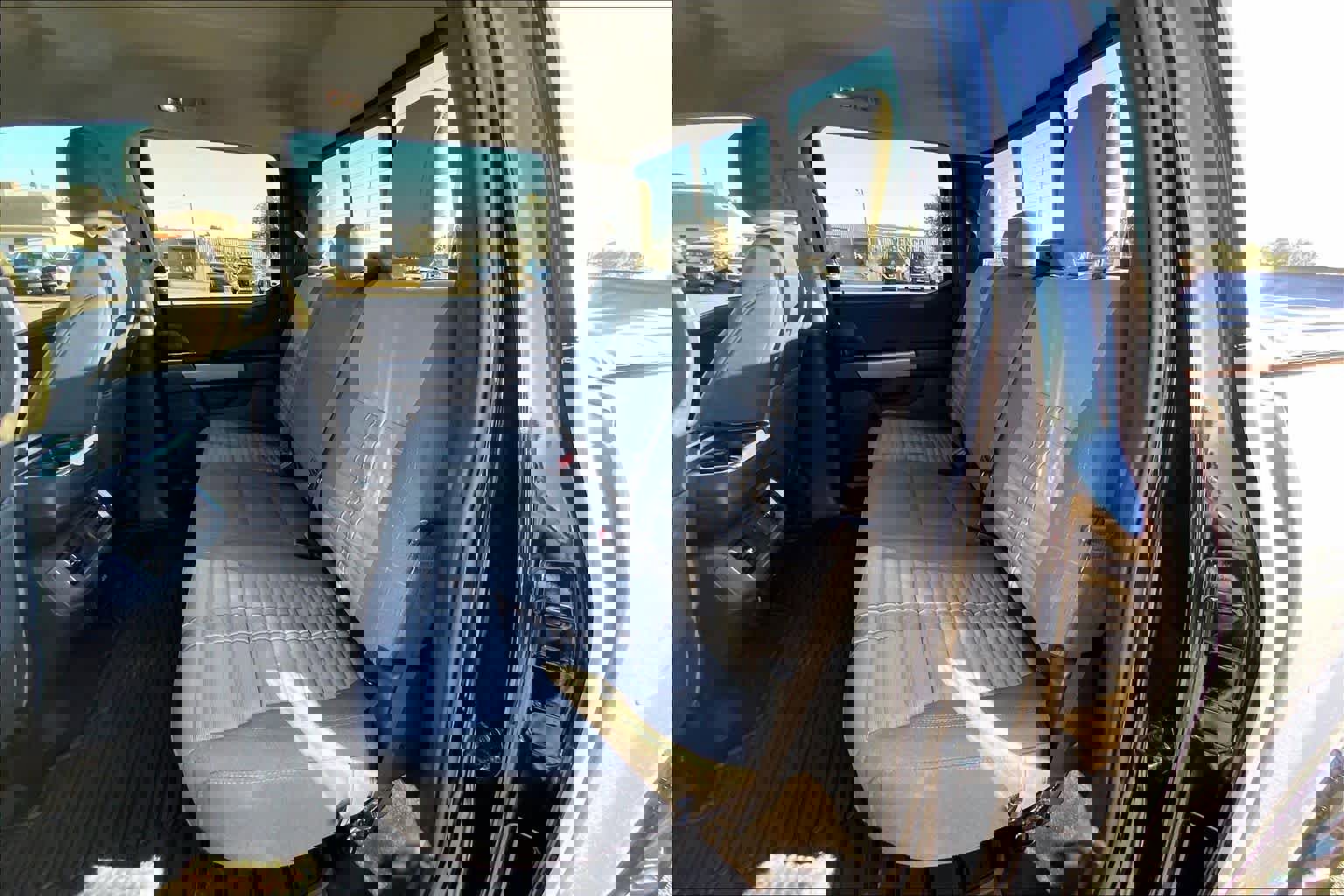 Certified 2023 Ford F150 Lariat image 21