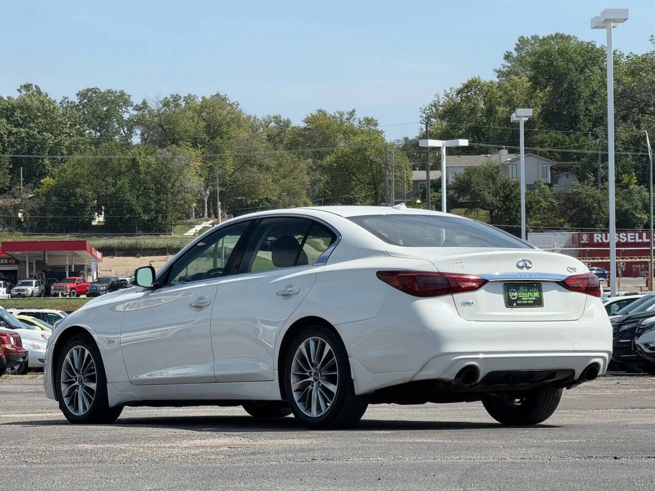 Used 2018 INFINITI Q50 Luxe w/ Essential Package (3.0T Luxe) image 4