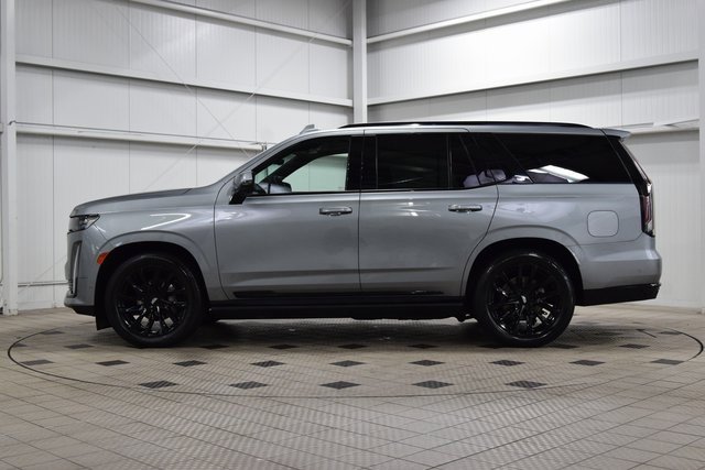 Used 2023 Cadillac Escalade Sport w/ LPO, ONYX Package image 4