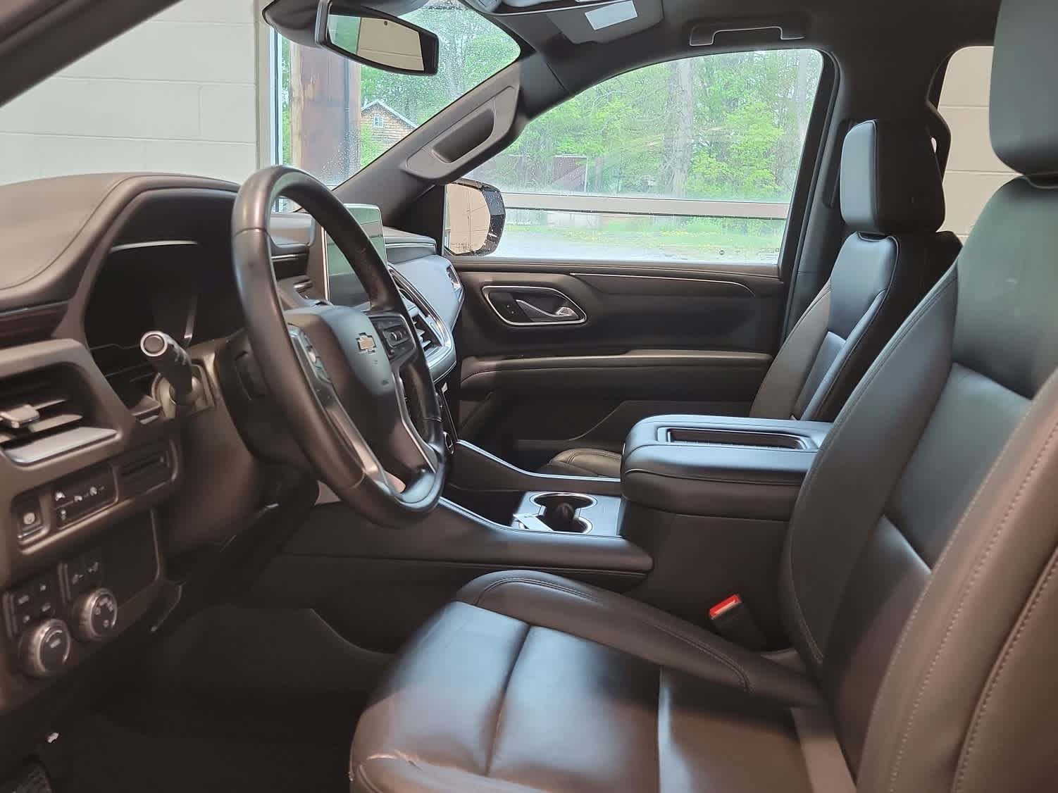 Used 2024 Chevrolet Tahoe LT AWD/4WD image 12