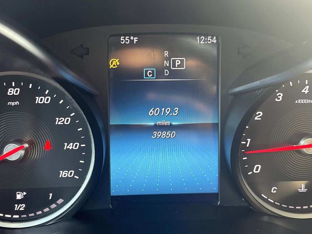 Used 2022 Mercedes-Benz GLC 300 GLC 300 image 6