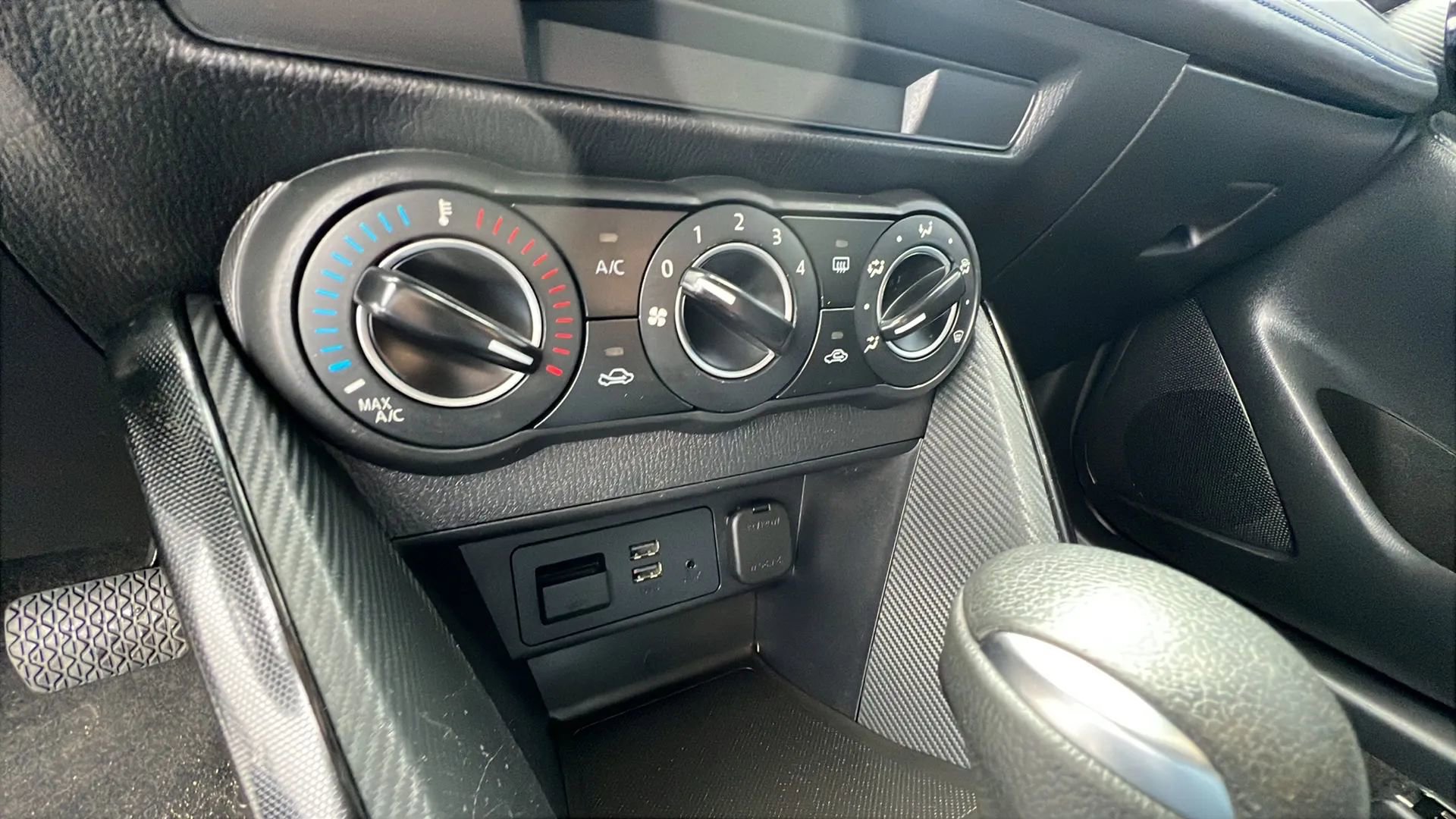 Used 2016 Scion iA image 16