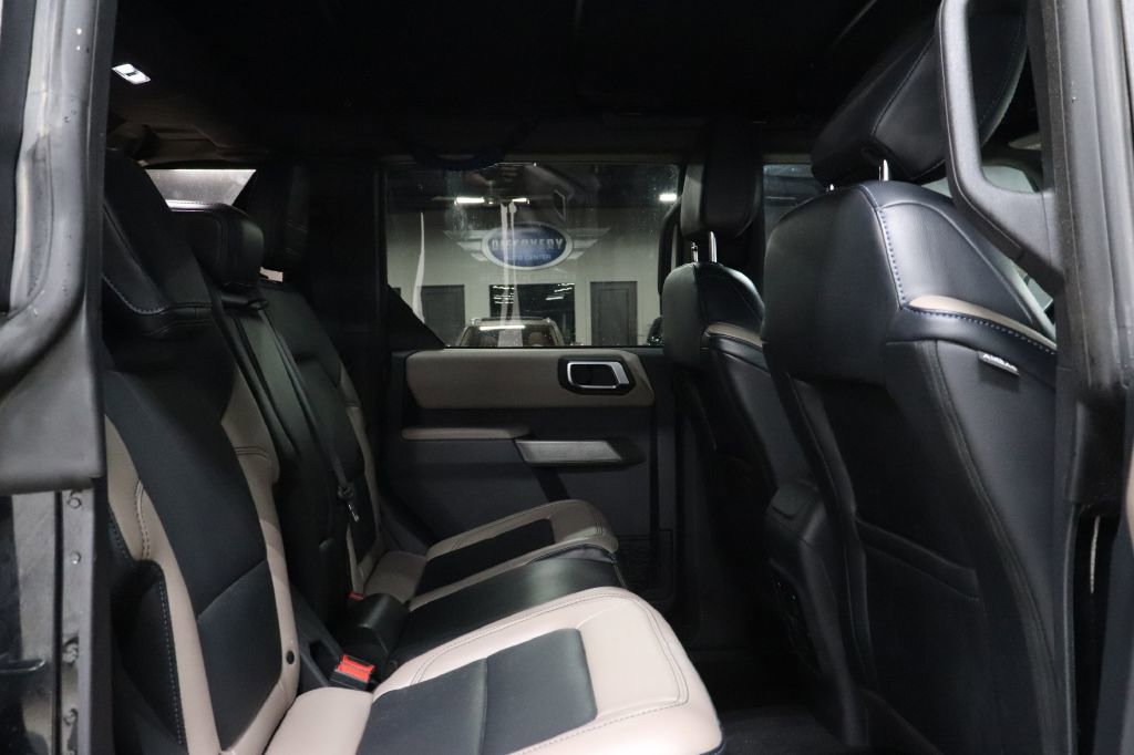 Used 2022 Ford Bronco Wildtrak image 19