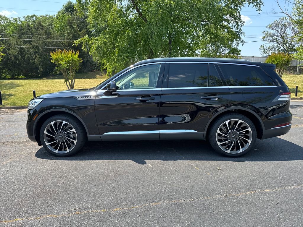 Used 2022 Lincoln Aviator Reserve w/ Equipment Group 201A AWD/4WD image 10