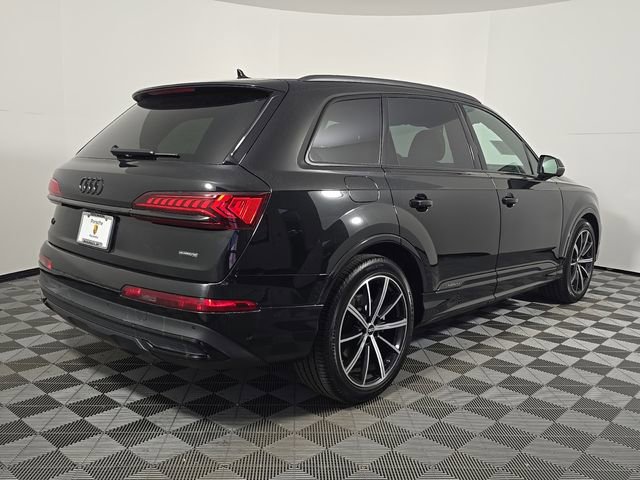 Used 2023 Audi Q7 3.0T Prestige image 7