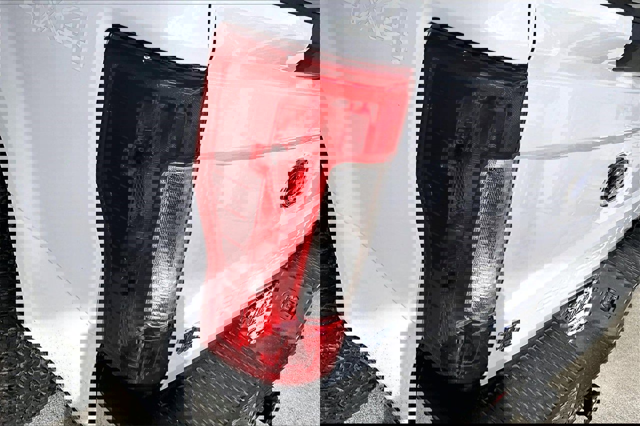 Used 2019 Ford F250 Lariat image 13