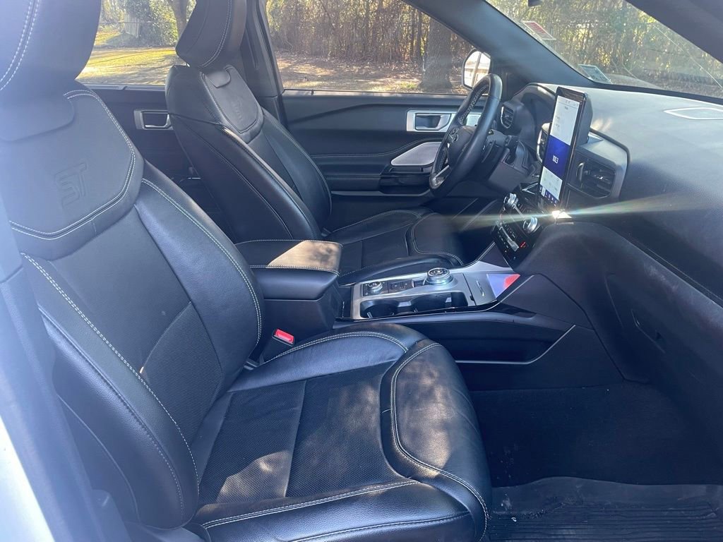 Used 2023 Ford Explorer ST w/ Equipment Group 401A image 8