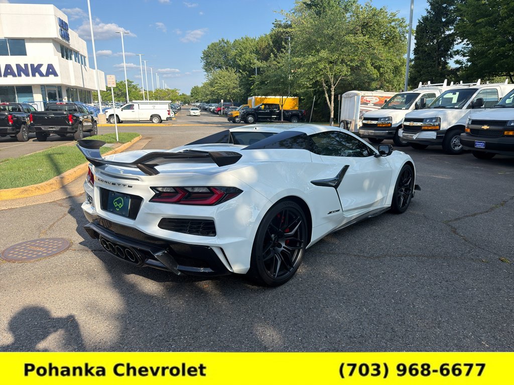 Used 2024 Chevrolet Corvette Z06 w/ Z07 Performance Package RWD image 7