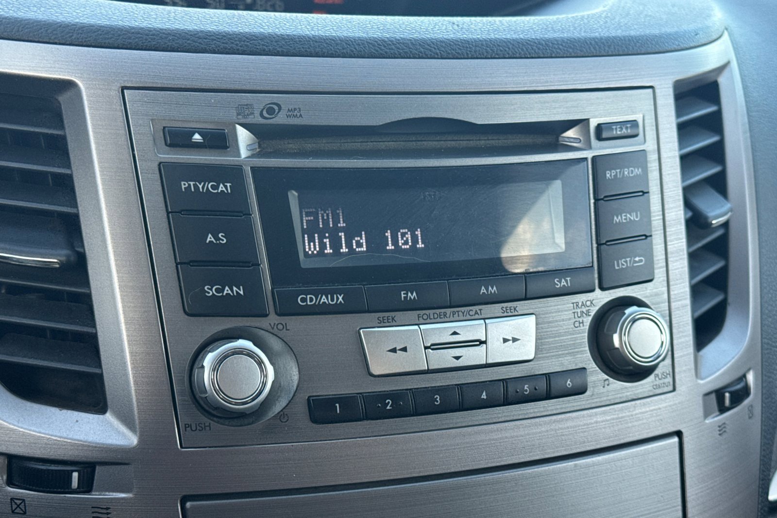 Used 2013 Subaru Outback 2.5i Premium w/ All-Weather Pkg image 15