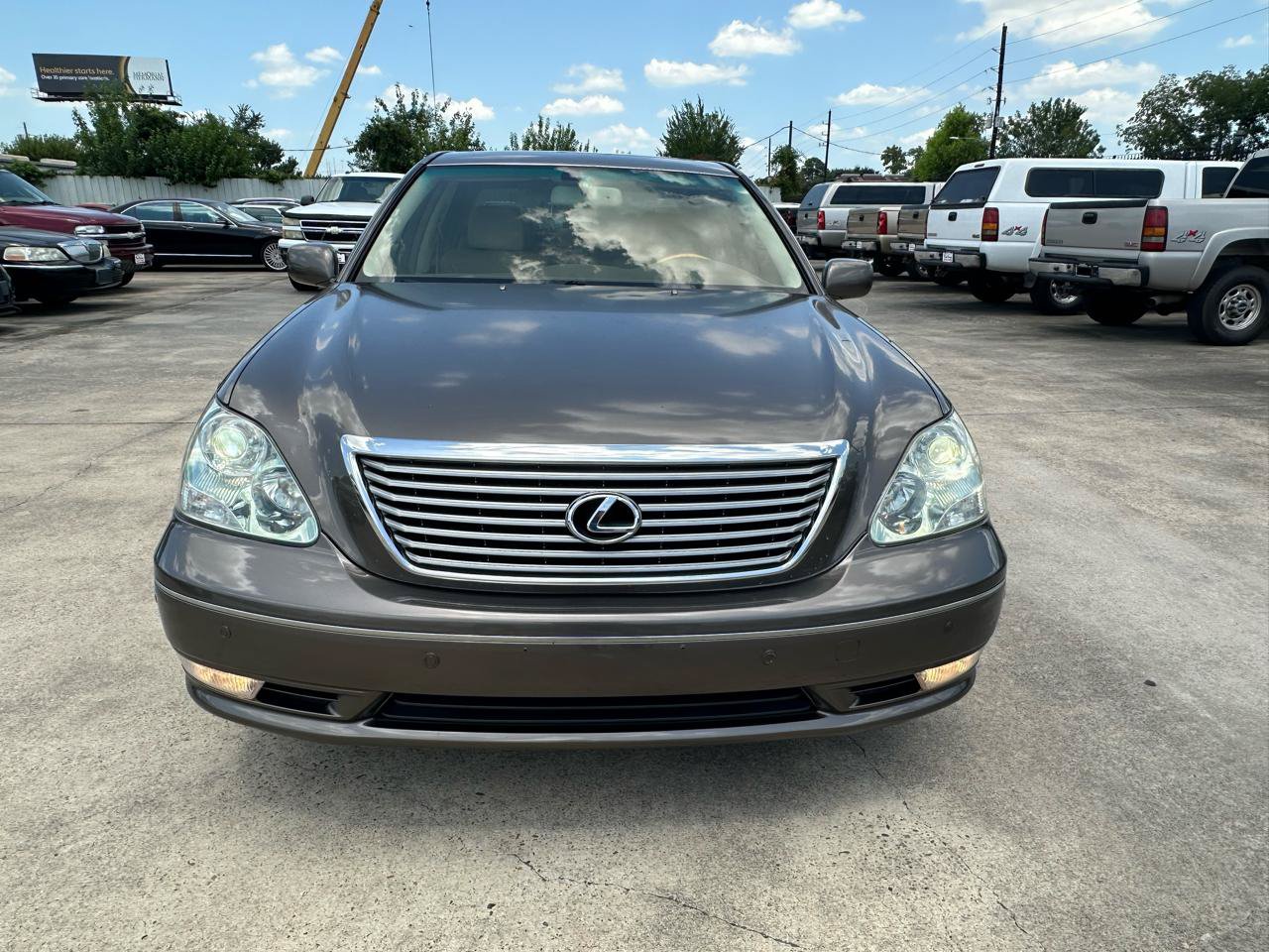 Used 2004 Lexus LS 430 w/ Premium Pkg RWD image 8