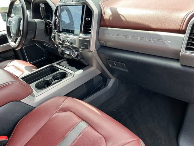 Used 2022 Ford F250 Platinum w/ FX4 Off-Road Package AWD/4WD image 27